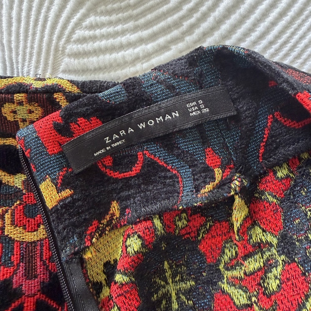 Zara Multicolor Patterned Skirt with Tassels - Picture 3 of 5